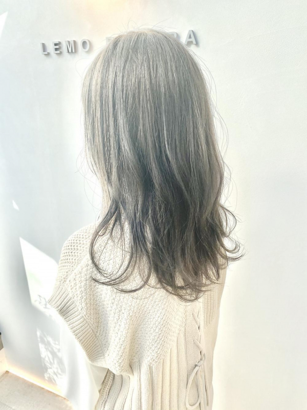 LEMO　ブルージュ　ロングレイヤー　透け暗髪　ゆるパーマ