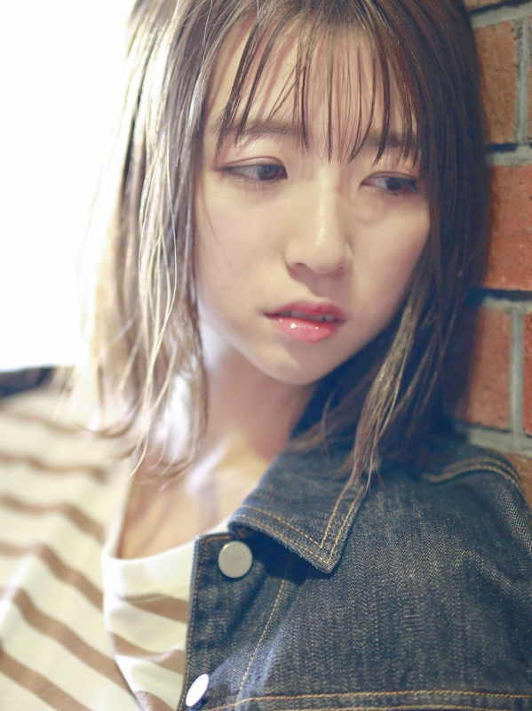 ストレートシンプルボブ　シースルーバング