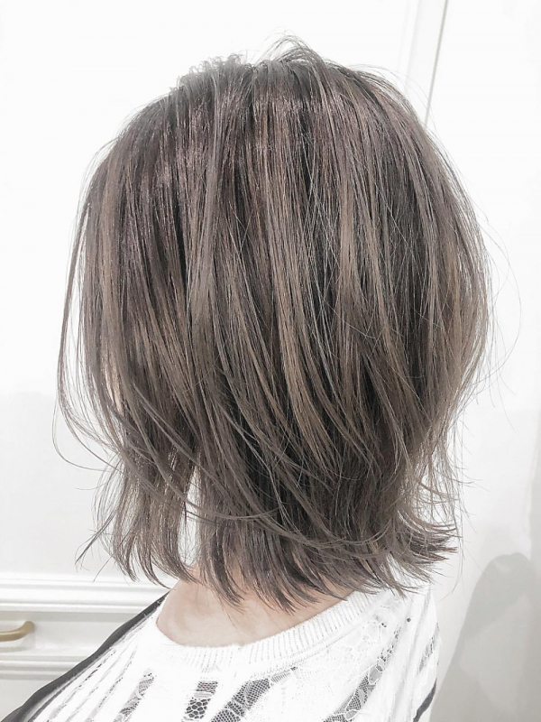 Wバレイヤージュ　シルバーアッシュ